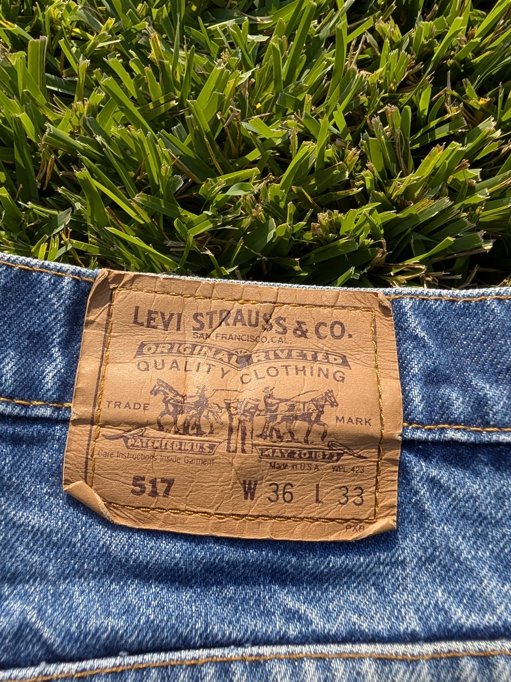 Levi's 517 Orange Tab Bootcut Jeans Size 36x33 Vintage Made in USA Blue Denim